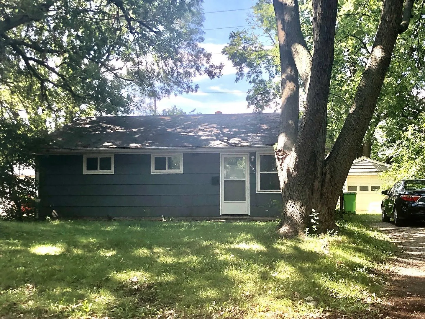 1403 Joanne Ln photo 1