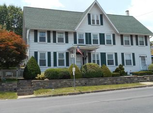 409 S Water St, Mill Hall, PA 17751