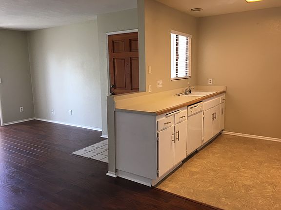 4th image of 3420 Santa Maria Way Unit 201C
