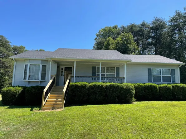 155 Arrowhead Dr, Kernersville, NC 27284