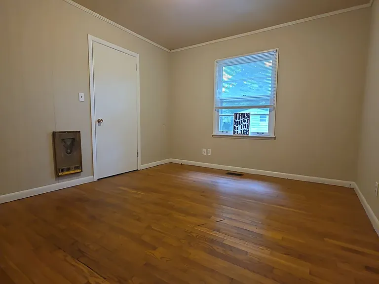 4504 Sparkman Dr NW — Photo 5