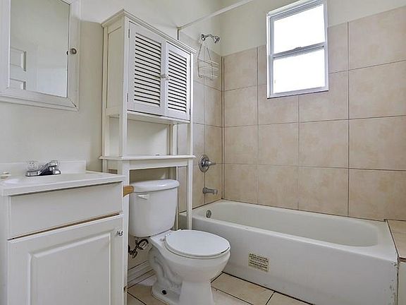 5th image of 4221-23 Freret St