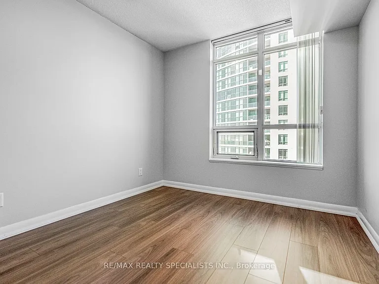 215 Sherway Gardens Rd #1607 — Photo 20