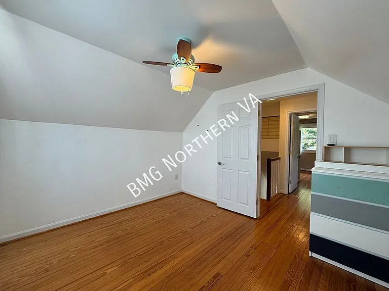 1909 Rollins Dr — Photo 42