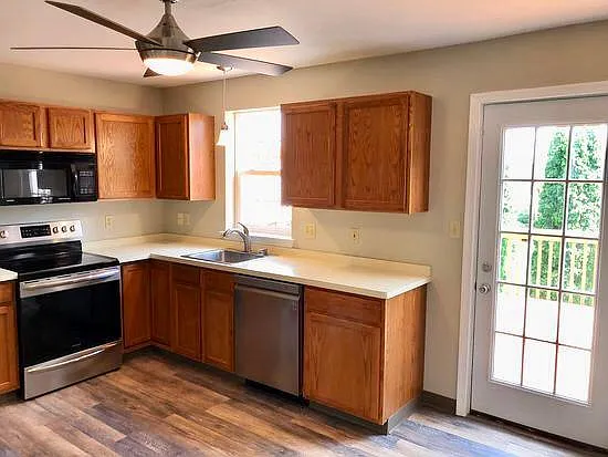 6707 Jefferson Ct — Photo 4