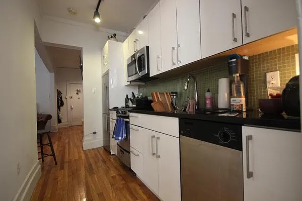 Rented by (Legacy) NY Quality Living Uptown | media 8