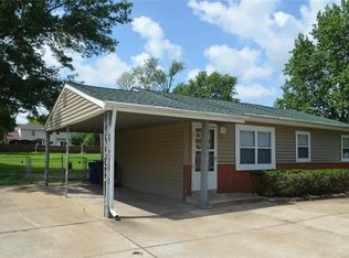 16168 Clayton Rd, Ballwin, MO 63011