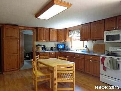 5th image of 85 8th Ave