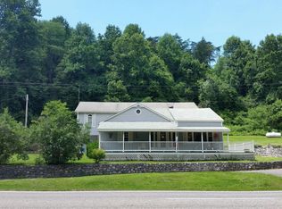2492 S Lee Hwy, Glasgow, VA 24555
