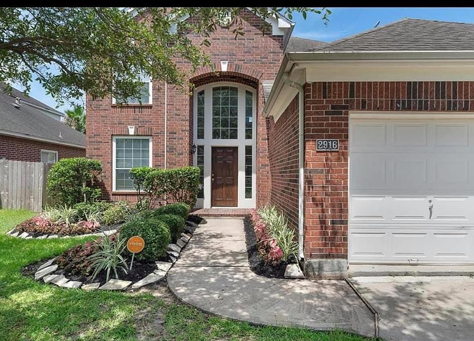 1st image of 2916 Emerald Brook Ln