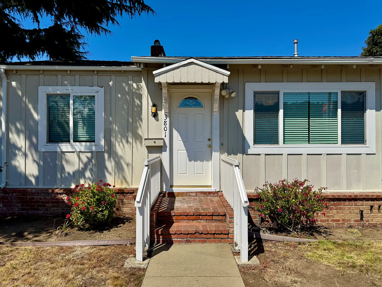 3 bed, 1523 sqft, $5,000 — Photo 2