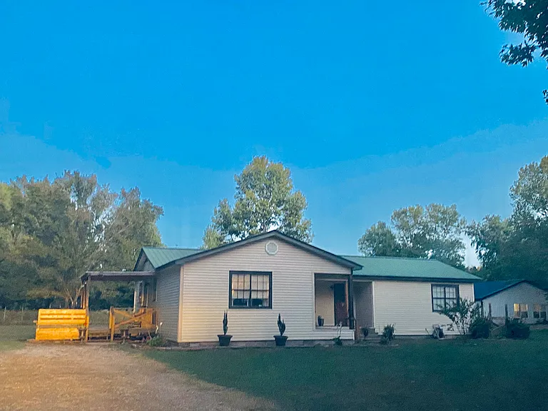 424 County Road 771 — Photo 17
