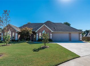 3411 Westchase St, Springdale, AR 72762