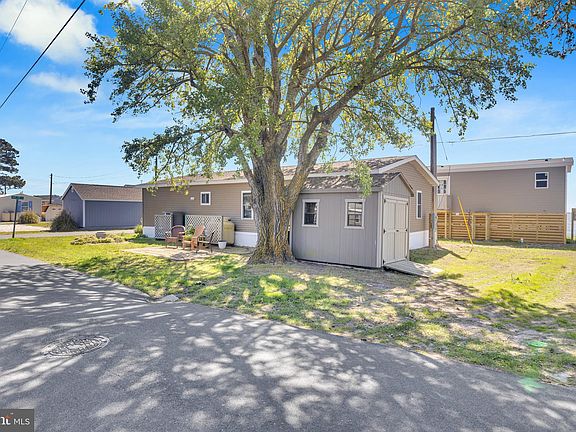 2nd image of 27174 Angel Wing Ln #5865