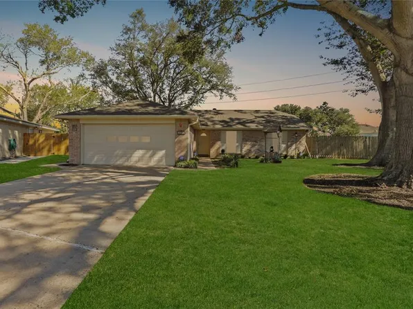 2302 Grindstone Lane, Sugar Land, TX 77498