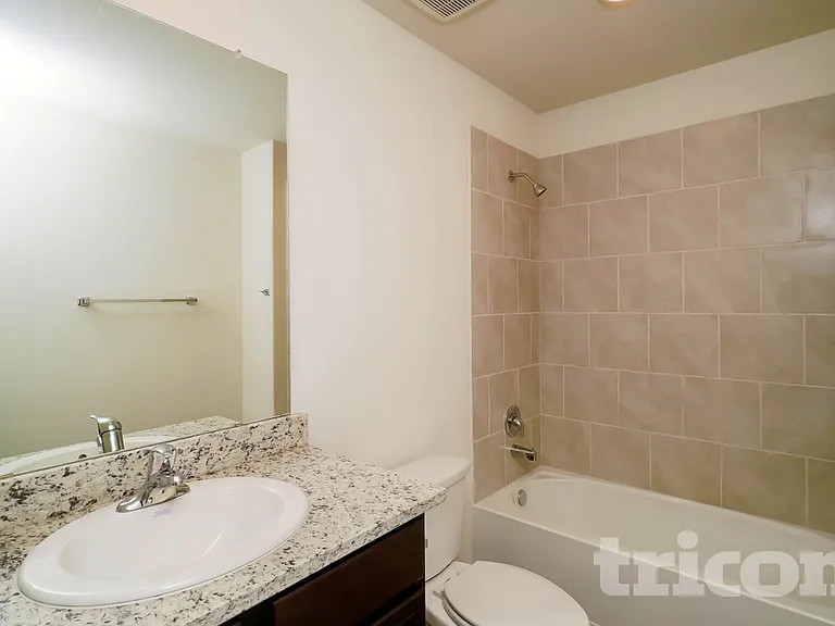 732 Shoal Crk — Photo 12