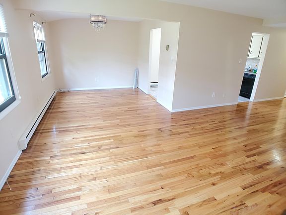 5th image of 16-21 Bell Blvd #3