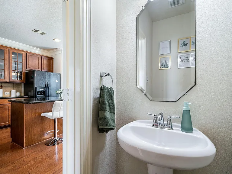 3210 Clearview Cir — Photo 19