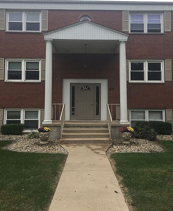 512 E Market St, Hennepin, IL 61327 Zillow