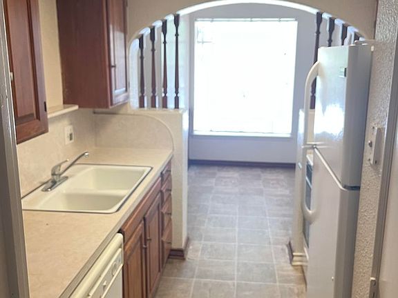 4th image of 428 S Broadway Ave #B