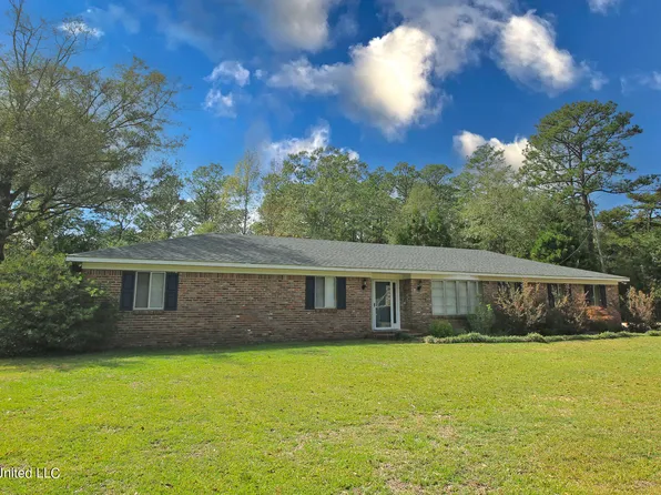 86 Teresa Dr, Lucedale, MS 39452
