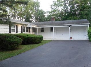 42 Mulberry Ln, Freehold, NJ 07728