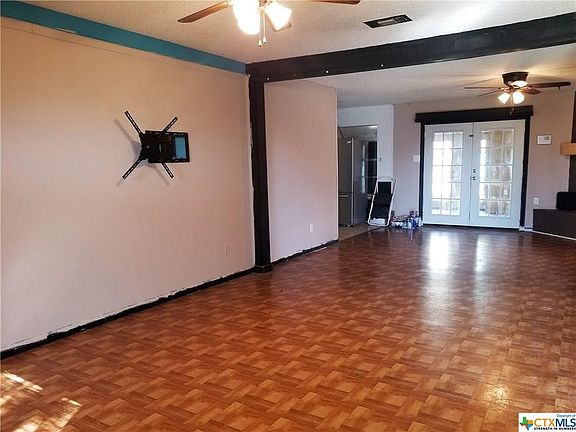3rd image of 1611 Connie Ave