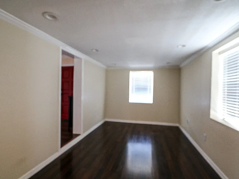 4419 W Euclid Ave — Photo 19