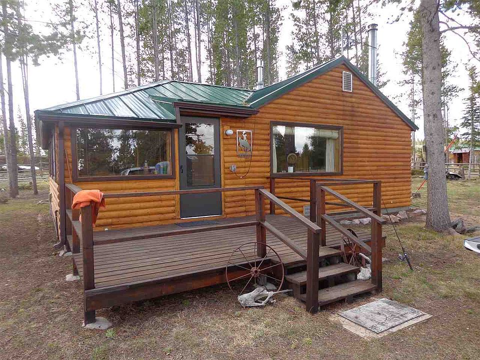 1st image of 22 Whistling Pine Dr