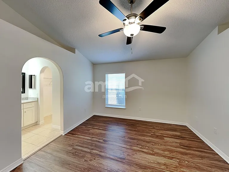 7740 Harbor Lake Dr — Photo 9