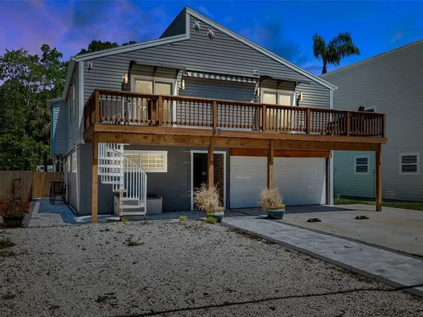 306 Ontario Ave, Crystal Beach, FL 34681