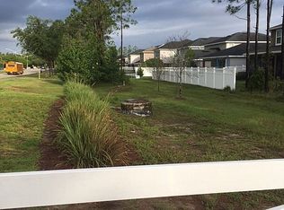 118 Forest Edge Dr, Saint Johns, FL 32259