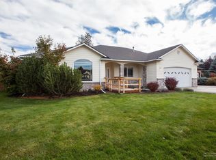 270 SE Soft Tail Dr, Bend, OR 97702