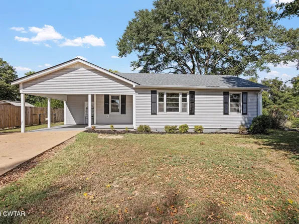 301 4th St, Henderson, TN 38340