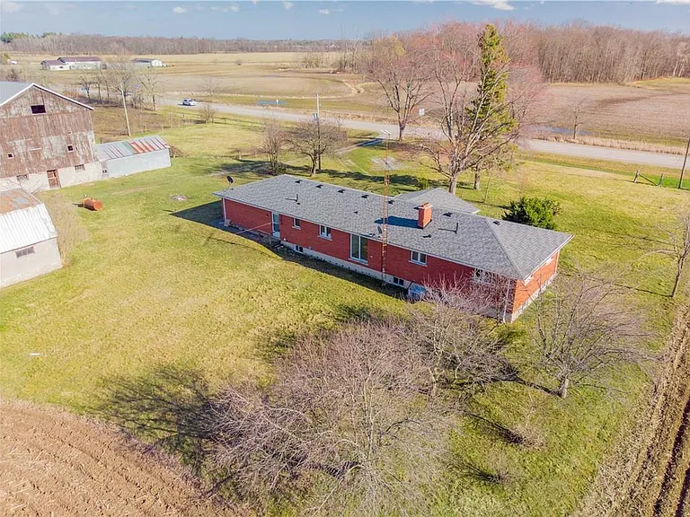 5213 Governors Rd — Photo 34