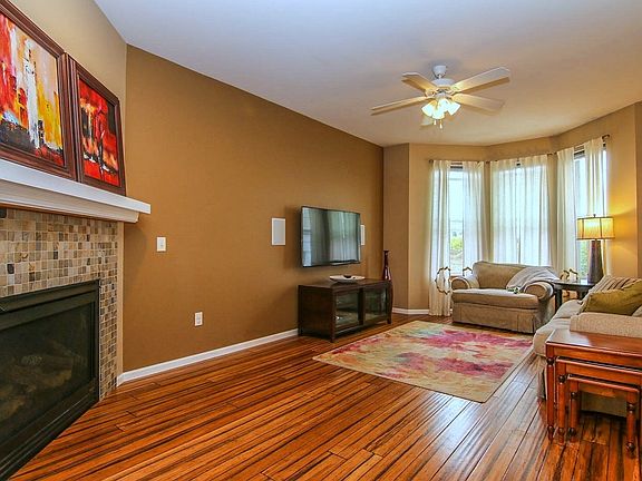 3rd image of 3127 Prospect Dr