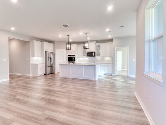 5th image of 34314 Wynthorne Pl