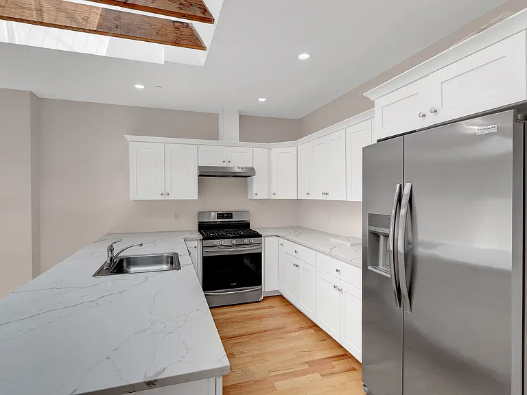 136 Rockaway Ave #201 — Photo 7