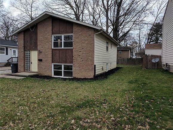 1st image of 1651 Liberty Dr #2
