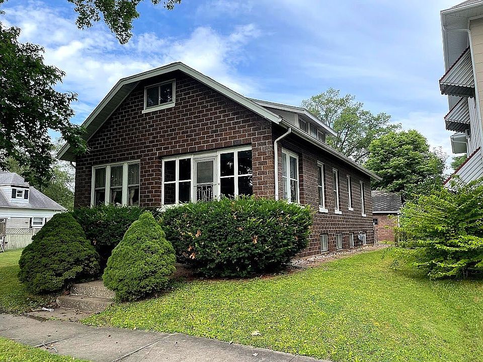 Front of House from Beech St