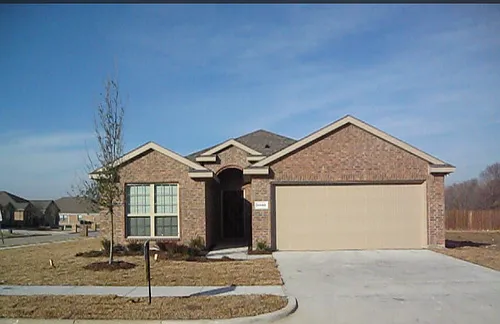 2630 Leslie Ln Photo 1
