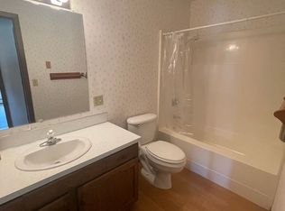 1603 9th Ave NW APT 4, Mandan, ND 58554