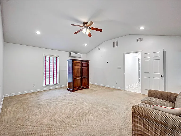 2030 Western Village Ln — Photo 7