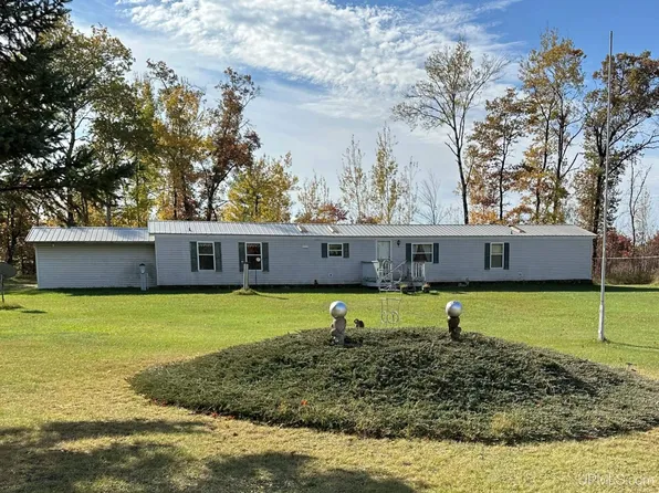 W7665 Co Z Rd, Pembine, WI 54156