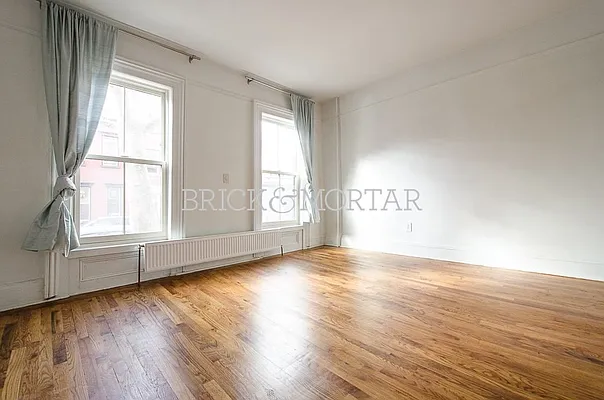 Rented by Brick&Mortar | media 20