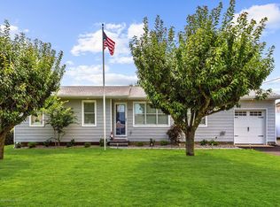 1009 Lucy Ln, Toms River, NJ 08753 | Zillow
