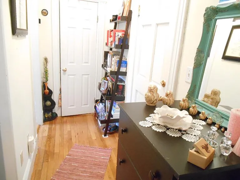 6 Camelot Ct #21 — Photo 9