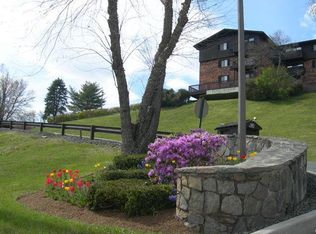 Fennwoode Apartments, Newington, CT 06111