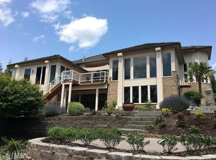 6019 SE Riverside Dr, Vancouver, WA 98661