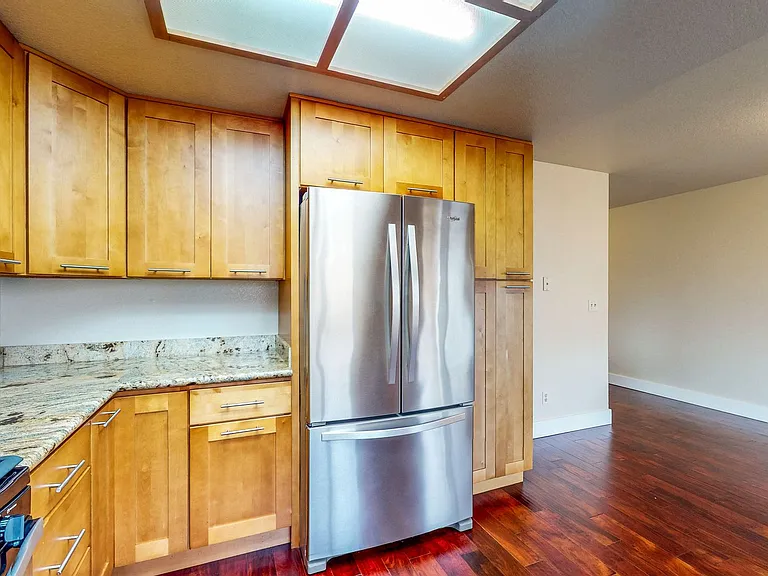 2135 Pebblewood Ct — Photo 20
